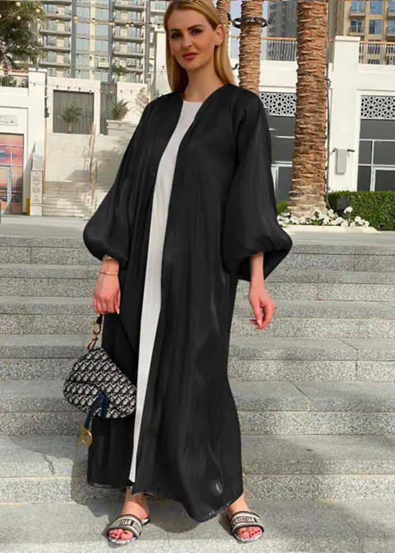 Sleek Blouson Sleeve Abaya_Black
