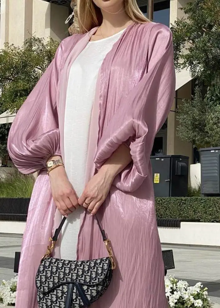Sleek Blouson Sleeve Abaya_Pink