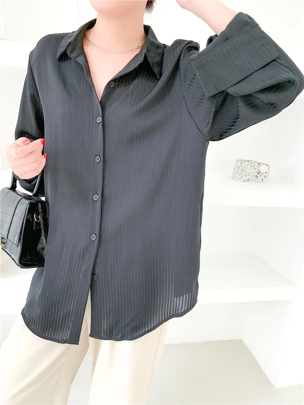 Vertical Striped Oversized Blouse_Black2