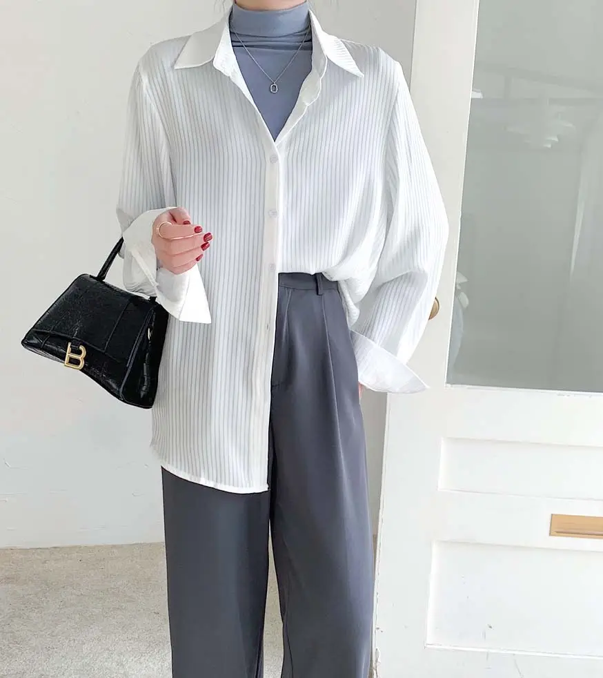 Vertical Striped Oversized Blouse_white2