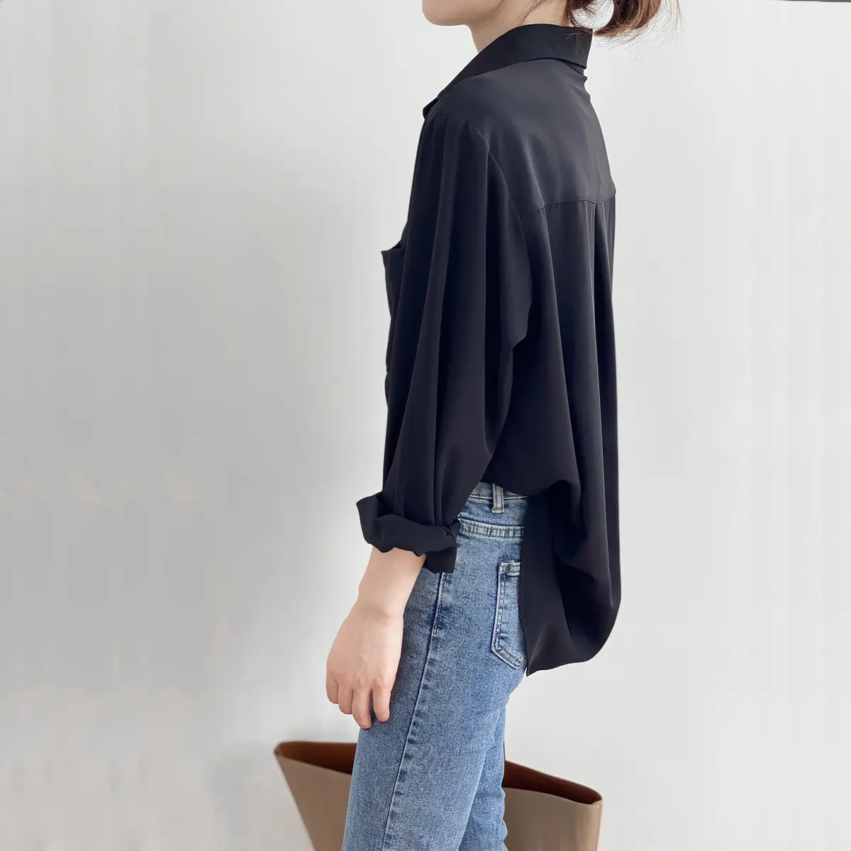 Flowy Pocket Front Blouse_5