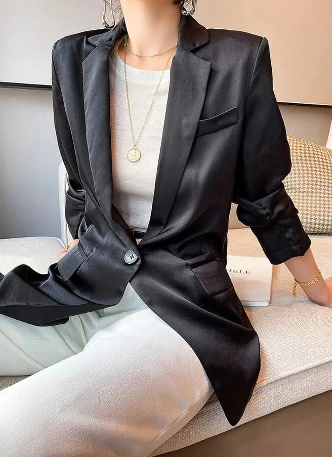 Silky Classic-Fit Blazer Jacket_2