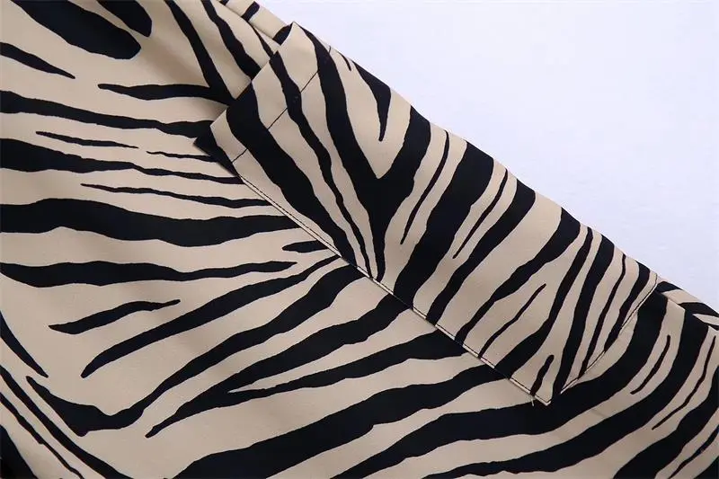 Flowy Zebra Print Pants_8