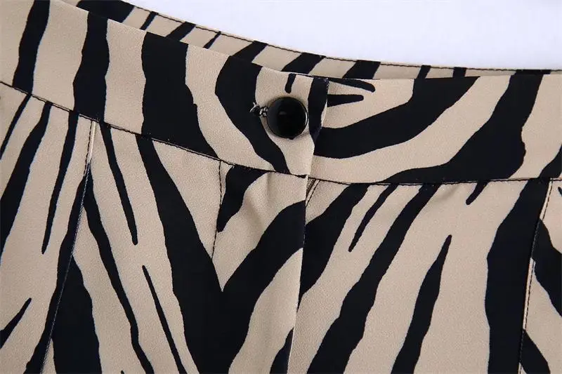 Flowy Zebra Print Pants_11