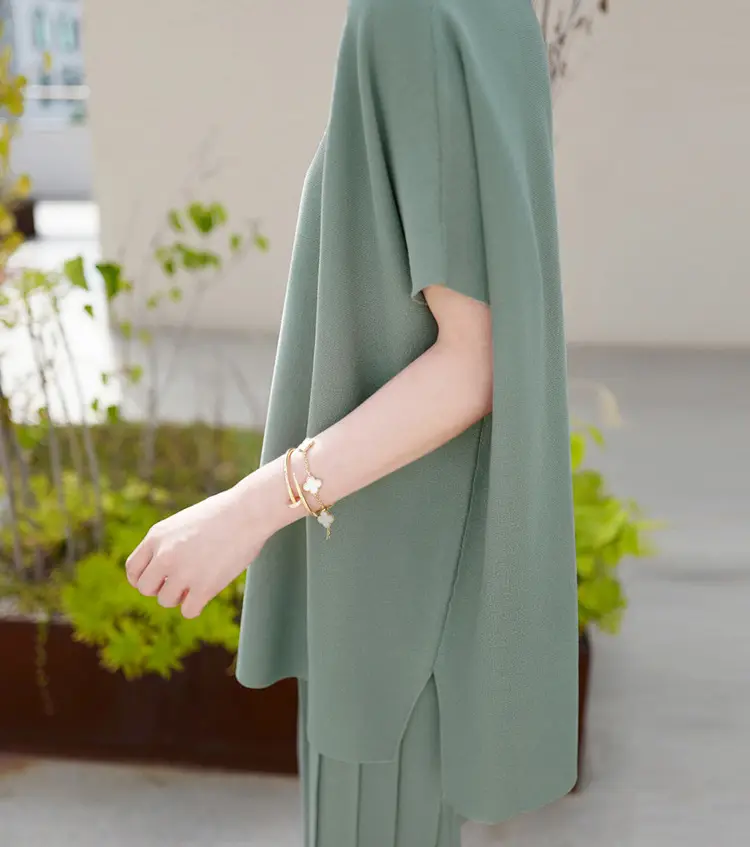 Flowy Two Piece Knit Set_18