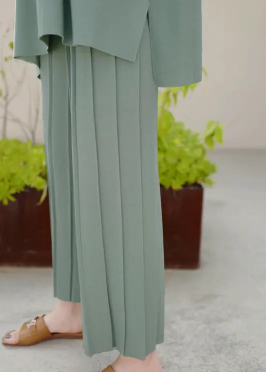 Flowy Two Piece Knit Set_19