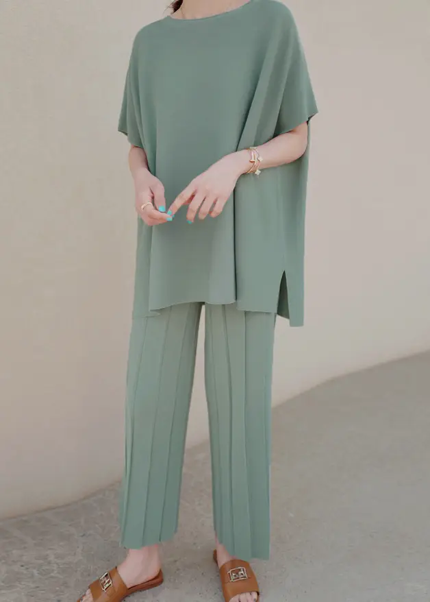 Flowy Two Piece Knit Set_22