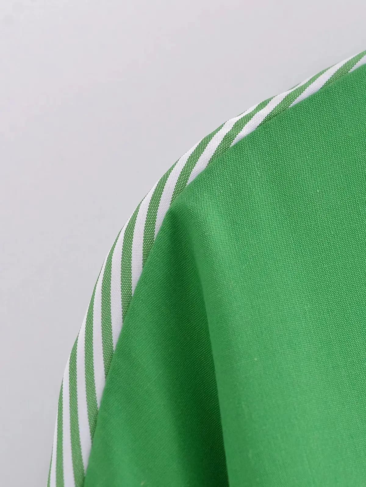 Green Two-Tone Button Up Blouse_9
