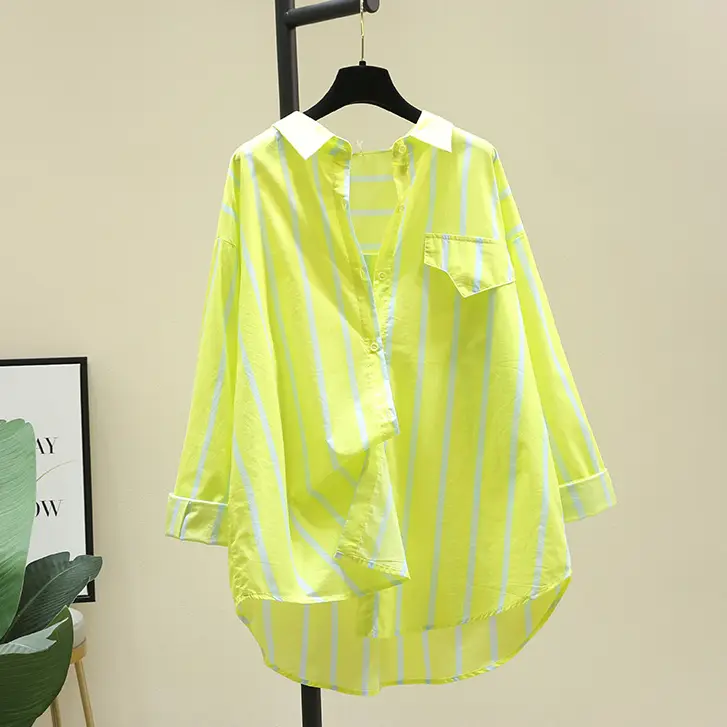 Vertical striped Button-Down Blouse_3