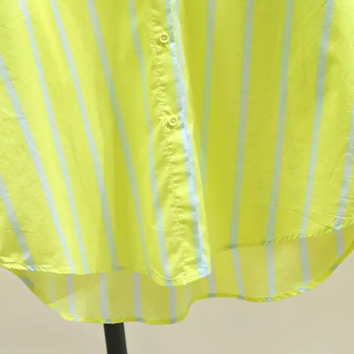 Vertical striped Button-Down Blouse_15