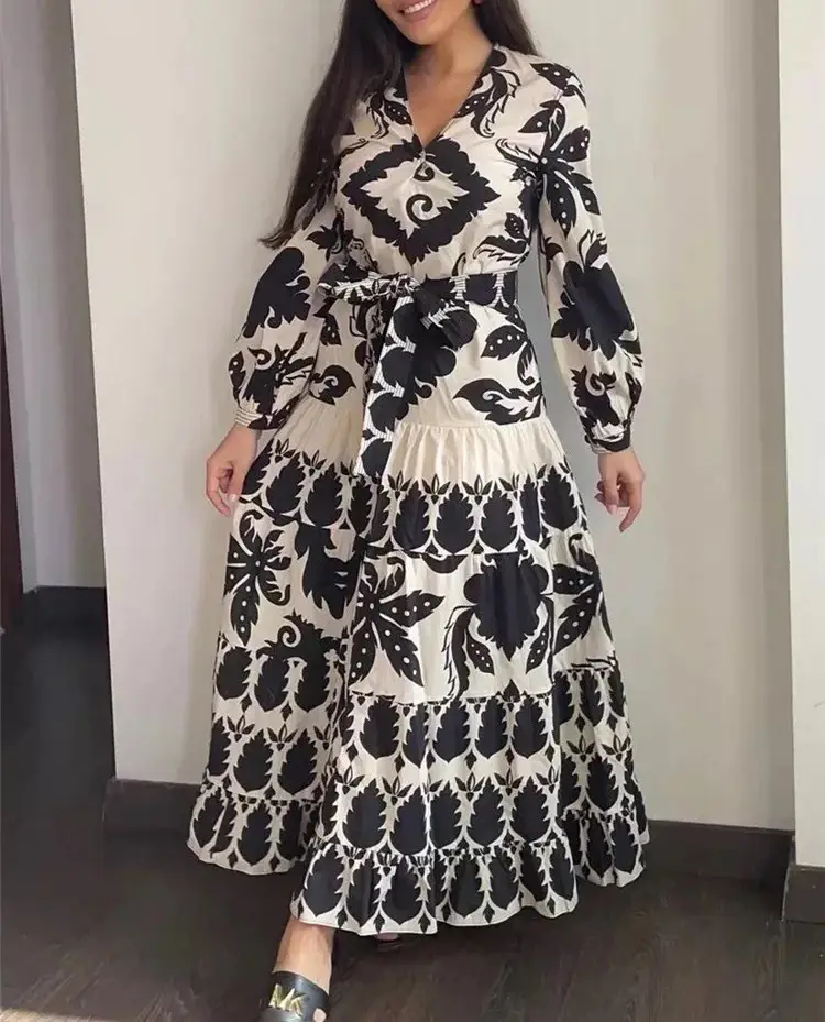 V-neck Paisley Front Tie Dress_1