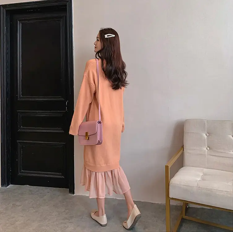 Elegant V-neck Loose Sweater Dress with Ruffles_3