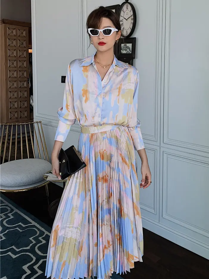 Flower Blossom Silky Blouse and Pleated Skirt Set_11